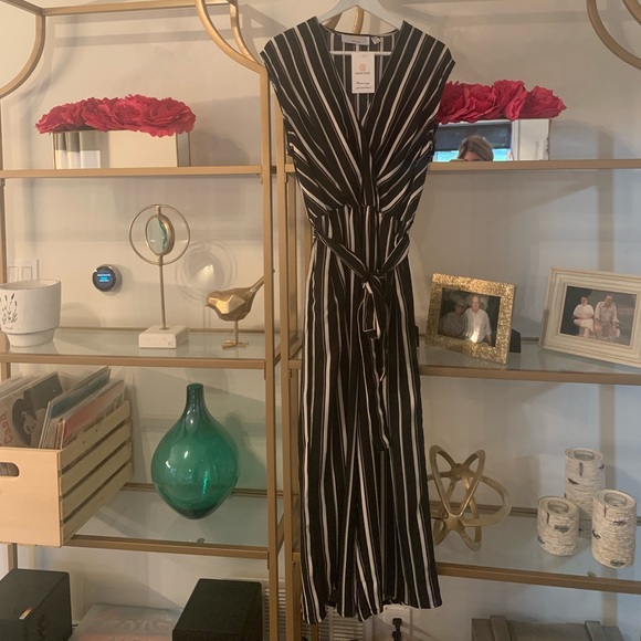 Wide leg modern revival jumper - Picture 2 of 3